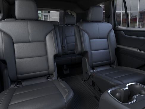 New 2026 GMC Acadia Elevation image 17