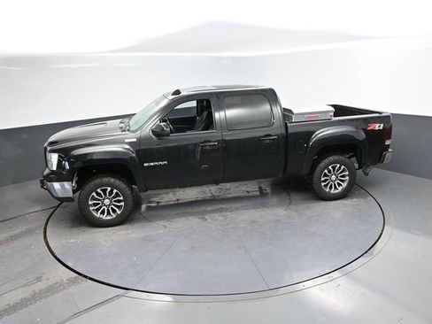 Used 2010 GMC Sierra 1500 SLT w/ All-Terrain Package AWD/4WD image 39