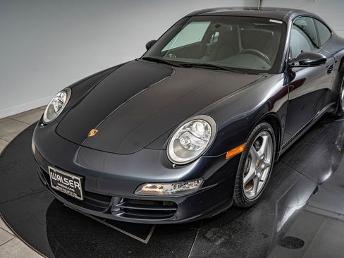 Used 2005 Porsche 911 Carrera RWD image 18