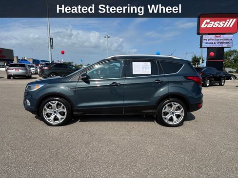 Used 2019 Ford Escape Titanium AWD/4WD image 2