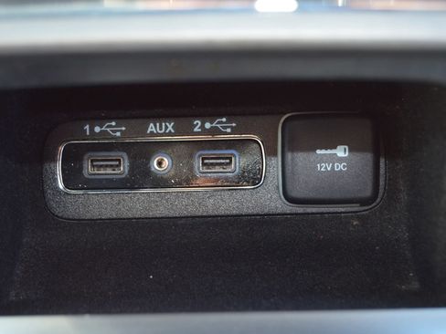 Used 2018 Jeep Grand Cherokee Limited RWD image 32