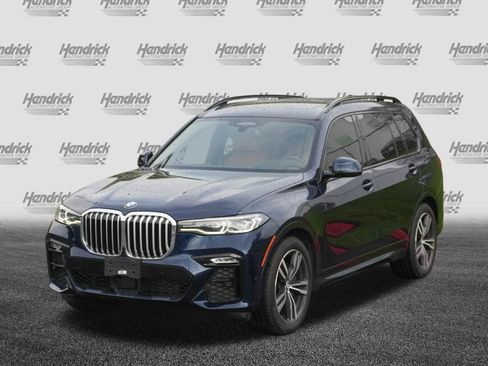 Used 2022 BMW X7 xDrive40i w/ M Sport Package AWD/4WD image 5