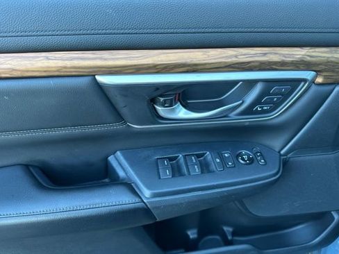 Used 2020 Honda CR-V Touring image 14