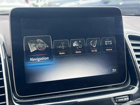 Used 2017 Mercedes-Benz GLS 450 4MATIC image 10