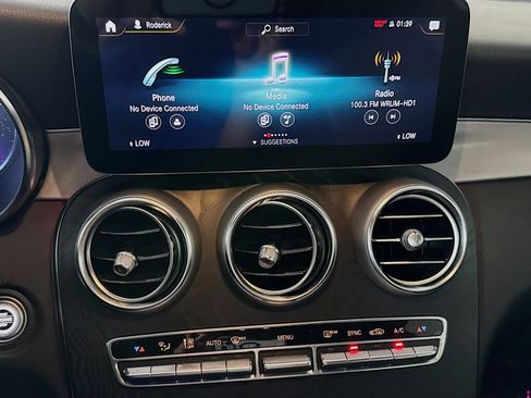 Used 2022 Mercedes-Benz GLC 300 image 18