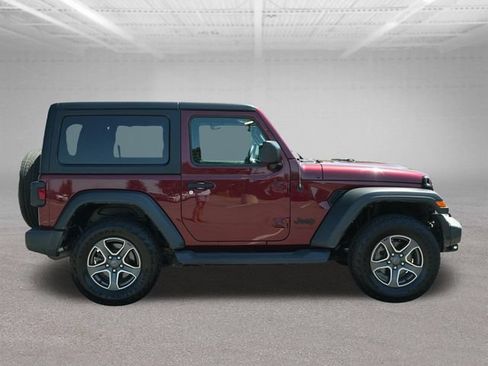 Used 2022 Jeep Wrangler Sport AWD/4WD image 10