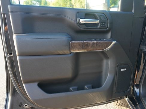 Used 2021 GMC Sierra 3500 SLT w/ SLT Convenience Package AWD/4WD image 22