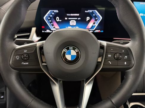 Used 2025 BMW X2 xDrive28i w/ Technology Package AWD/4WD image 23
