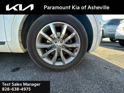 Used 2016 Kia Sorento SX w/ SXL Technology Package