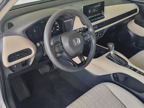 Used 2024 Honda HR-V LX image 10
