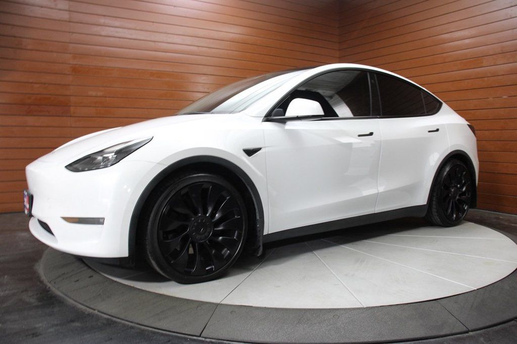 Used 2022 Tesla Model Y Performance AWD/4WD image 1