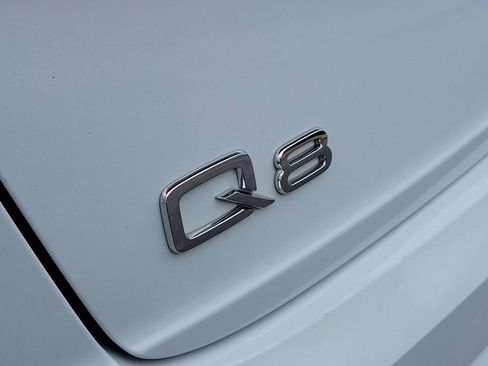 Used 2021 Audi Q8 Premium Plus w/ Premium Plus Package image 5
