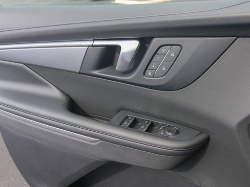 Used 2026 Buick Enclave Sport Touring w/ Power Package FWD image 14