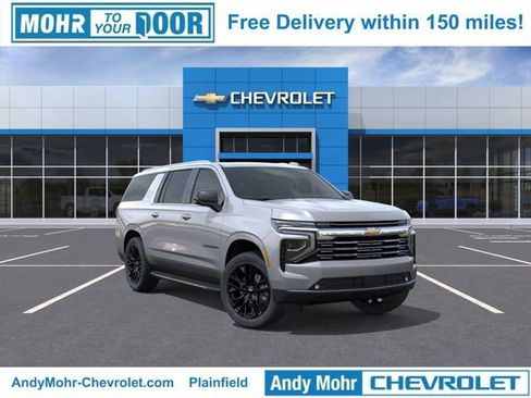 New 2026 Chevrolet Suburban Premier image 1