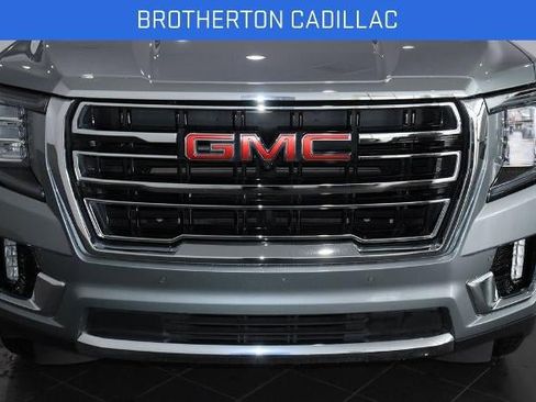 Certified 2023 GMC Yukon SLT w/ SLT Premium Package image 12