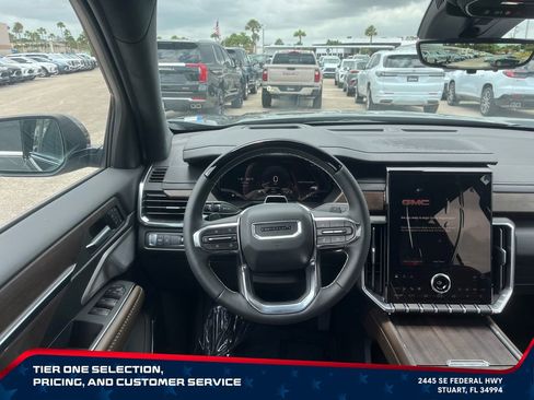 New 2026 GMC Acadia Denali Ultimate FWD image 14