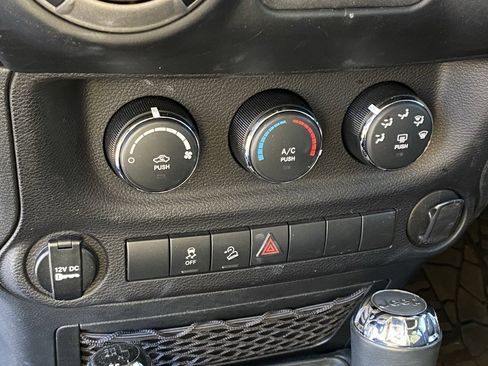 Used 2017 Jeep Wrangler Unlimited Sport w/ Max Tow Package image 16