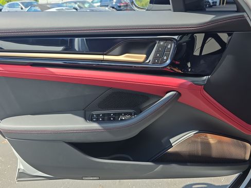 Certified 2025 Porsche Panamera Turbo AWD/4WD image 19