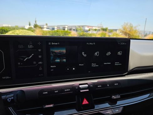 Used 2025 Kia K4 EX FWD image 29