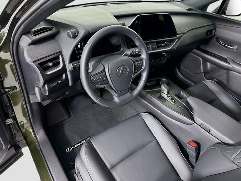 Certified 2025 Lexus UX 300h FWD w/ Accessory Package (Z2) image 9