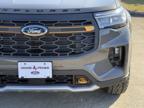 New 2026 Ford Explorer Tremor image 36