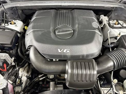 Used 2015 Jeep Grand Cherokee Overland AWD/4WD image 30