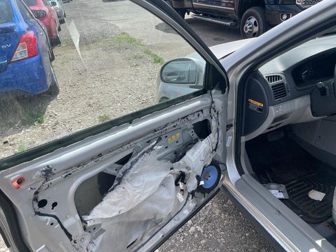 Used 2008 Kia Spectra EX image 6