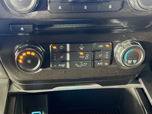 Used 2018 Ford F150 XLT w/ Equipment Group 302A Luxury image 23