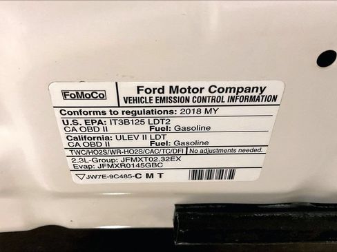 Used 2018 Ford Explorer Limited AWD/4WD image 31