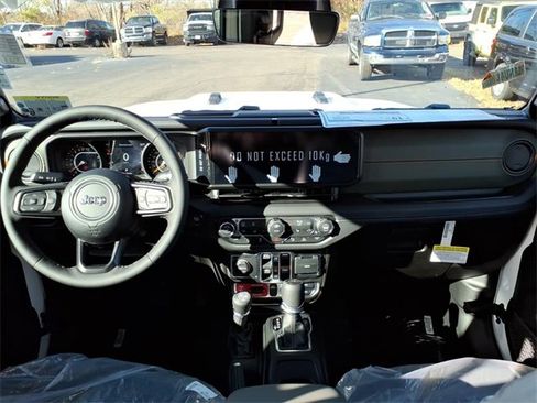 New 2026 Jeep Gladiator Mojave image 13