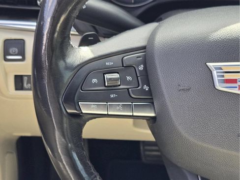 Used 2020 Cadillac CT4 Premium Luxury RWD image 26