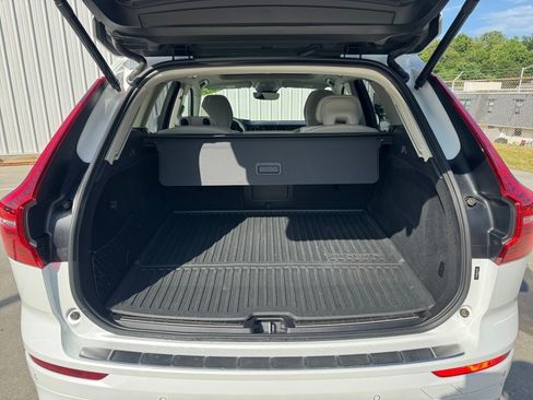 Certified 2023 Volvo XC60 T8 Plus w/ Climate Package AWD/4WD image 15