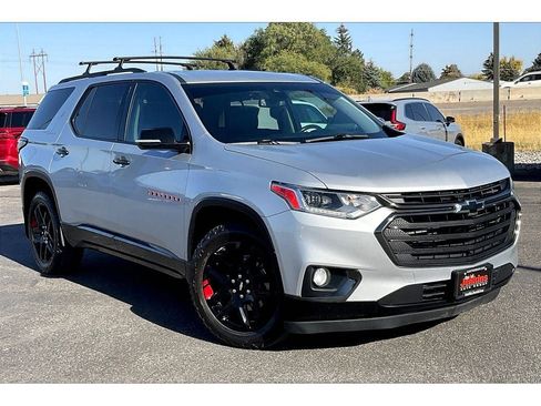 Used 2018 Chevrolet Traverse Premier w/ Redline Edition image 2