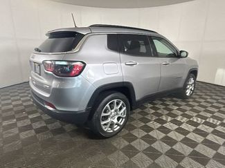 Used 2022 Jeep Compass Latitude AWD/4WD video 2