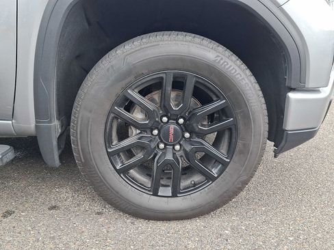 Used 2024 GMC Sierra 1500 Elevation AWD/4WD image 5