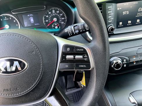 Used 2020 Kia Sorento LX AWD/4WD image 24