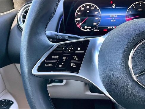 Certified 2025 Mercedes-Benz GLB 250 4MATIC image 14