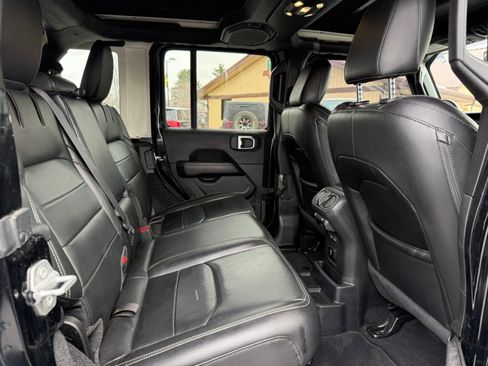 Used 2021 Jeep Wrangler Unlimited Sahara w/ Cold Weather Group AWD/4WD image 26