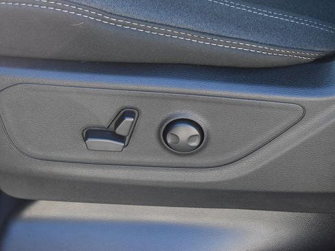 New 2026 RAM 1500 Big Horn AWD/4WD image 17