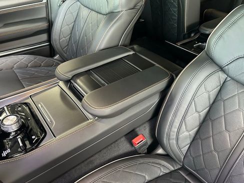 New 2025 Jeep Grand Wagoneer Series III w/ Rear Seat Video Group 1 image 23