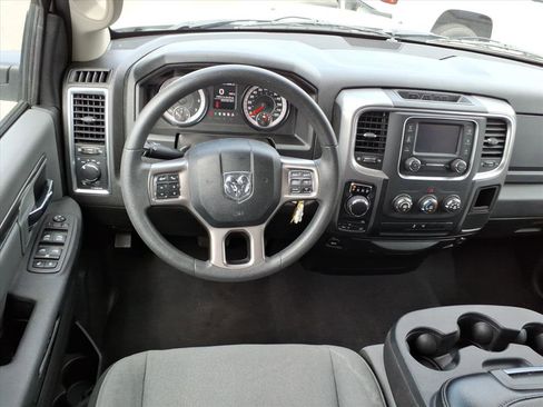 Used 2024 RAM 1500 Classic SLT image 6