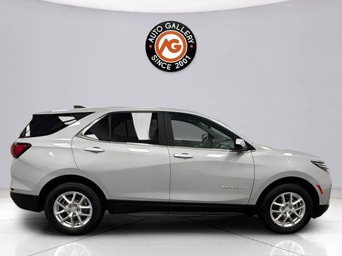 Used 2022 Chevrolet Equinox LT AWD/4WD image 7