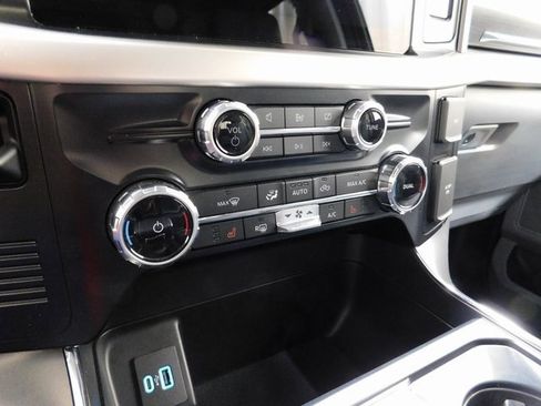 Used 2023 Ford F150 Lightning XLT image 29