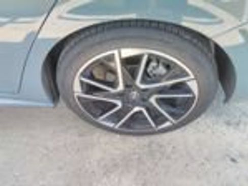 Used 2025 Nissan Sentra SR FWD image 11