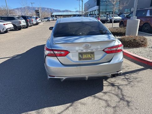 Used 2018 Toyota Camry L image 31