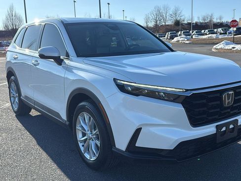 Used 2024 Honda CR-V EX image 1