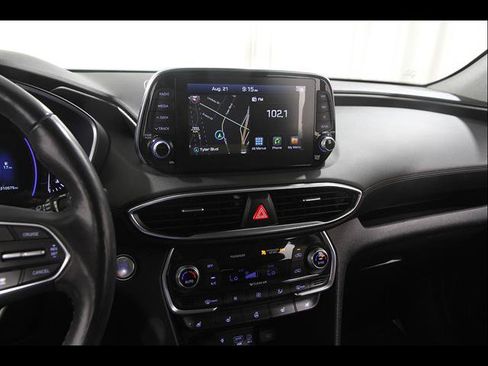 Used 2019 Hyundai Santa Fe FWD image 9