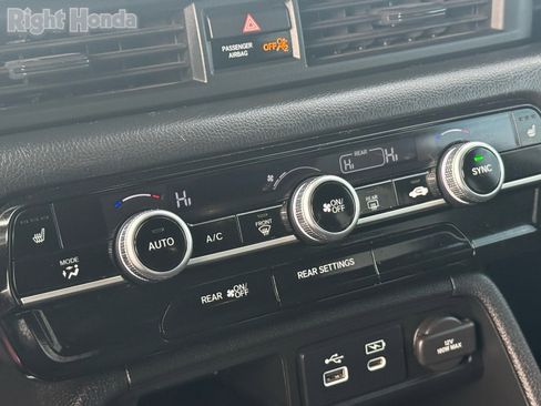 Certified 2023 Honda Pilot Sport image 21