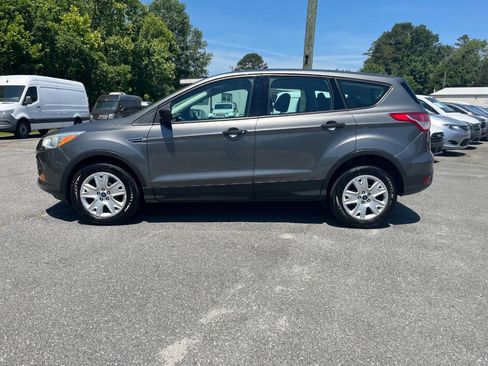 Used 2013 Ford Escape S FWD image 3