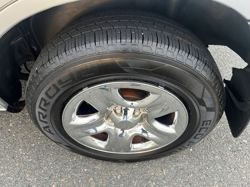 Used 2005 Toyota RAV4 2WD image 21